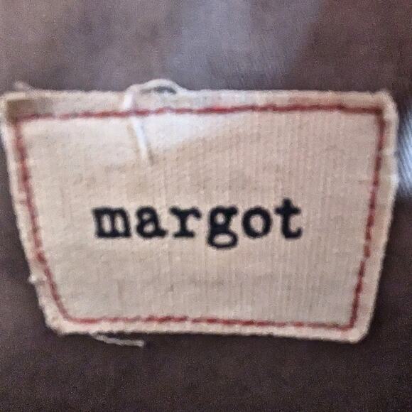 Margot Brown Leather Dome Crossbody Bag - Picture 6 of 6